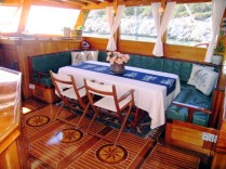 ilarya Dinning 